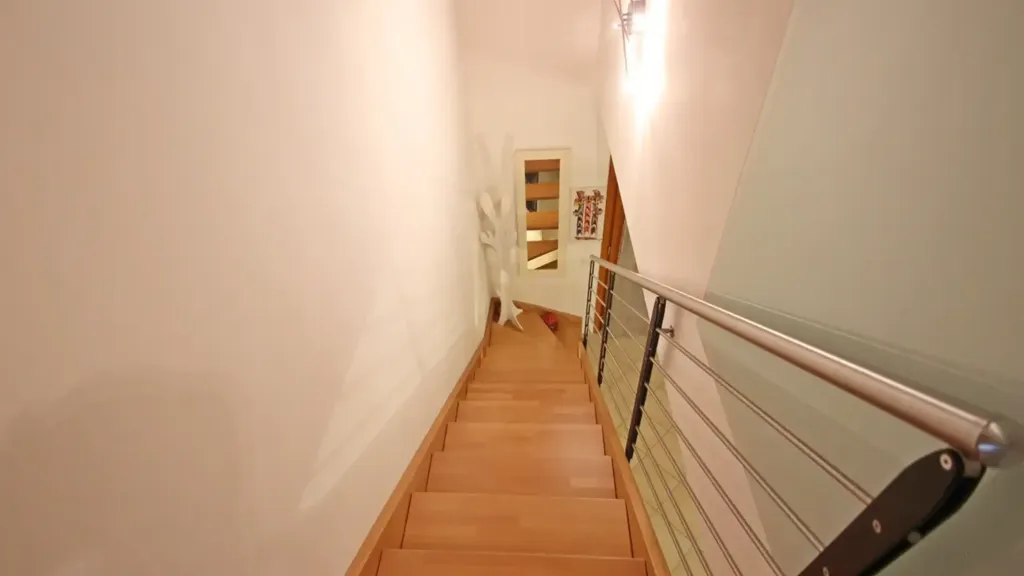 Stanze - Duplex Apartment with Garage in VETERNIGO