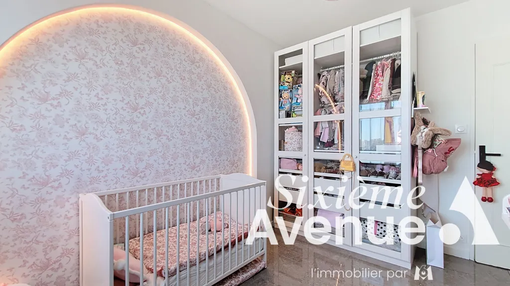 Magamistoad - Contemporary Flat with High-End Renovation in Saint-Priest