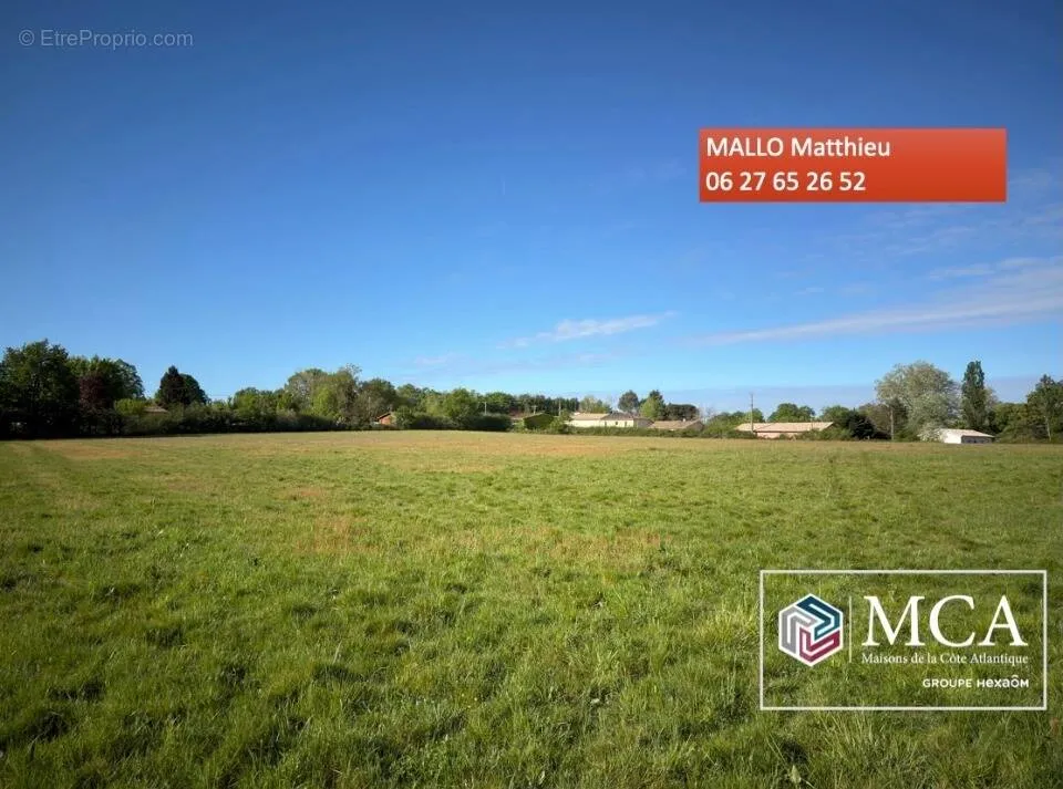 Aed - Buildable Plot with Garden in Créon