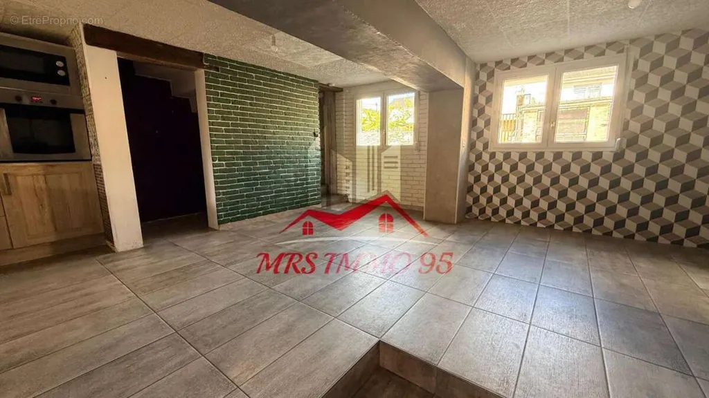 Terrasse - Ensemble de 2 Maisons Triplex à Vémars