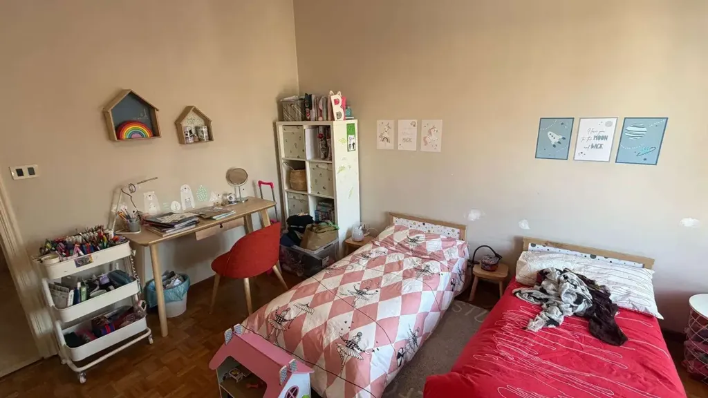 Chambres - Armed Apartment with Mountain View in Cavour