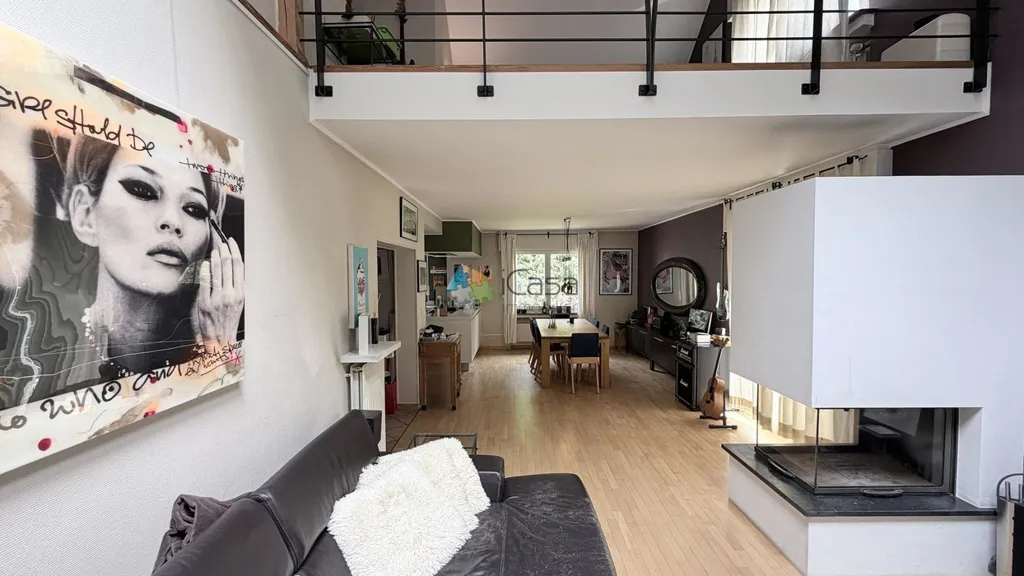 Séjour - Maison Jumelée avec Terrasse à Strassen