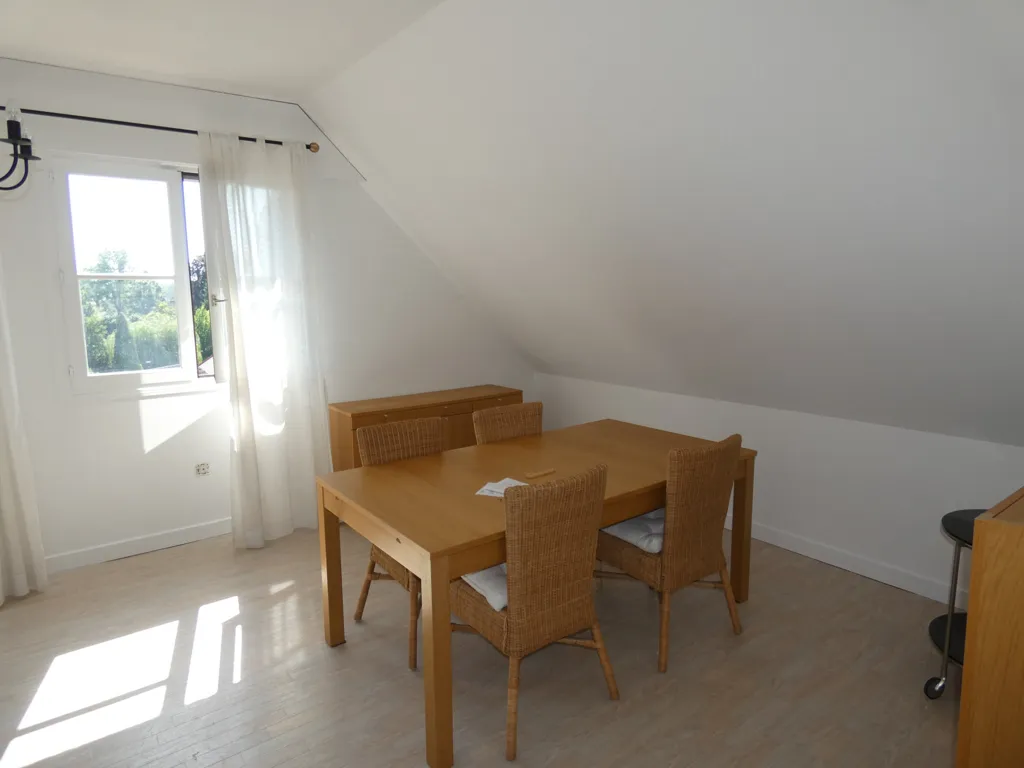 Söögituba - Furnished Flat with Garage in Beaune