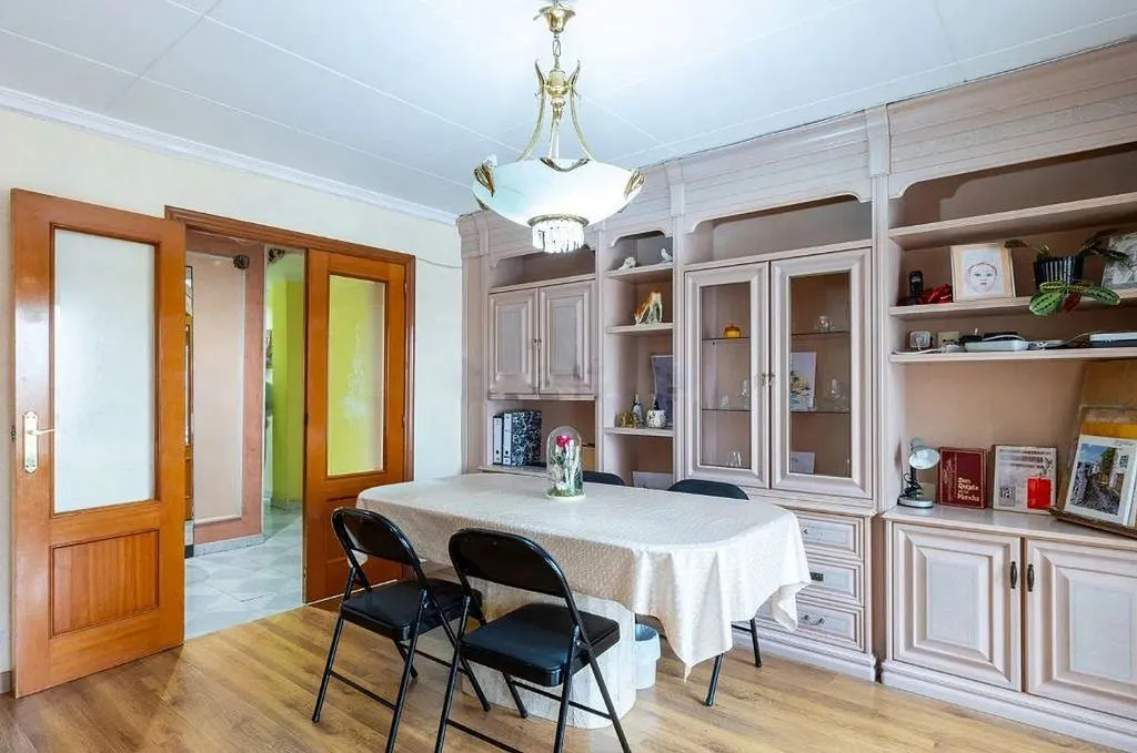 Söögituba - Spacious Flat with Balcony in Sueca