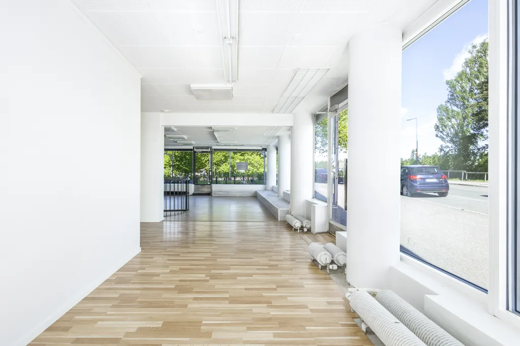 Pièces - Commercial Space in Hyvinkää's Centre