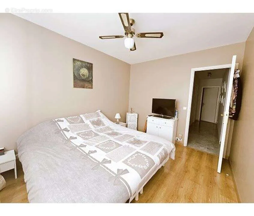Chambres - Appartement Traversant avec Terrasse à Le Cannet