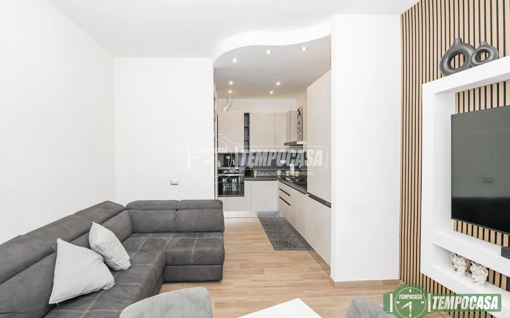 Séjour - Rustic 3-Bedroom Apartment with Balcony in Lodi Vecchio
