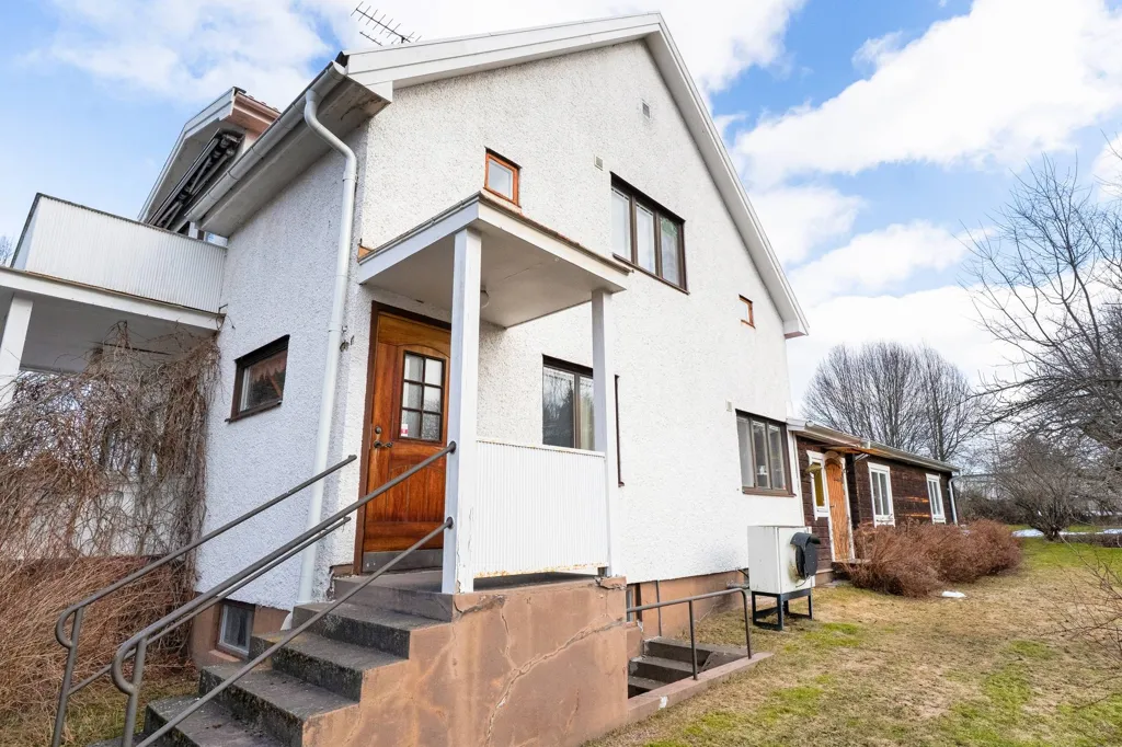 Extérieur - Charming Villa with Rustic Lounge in Karlbo