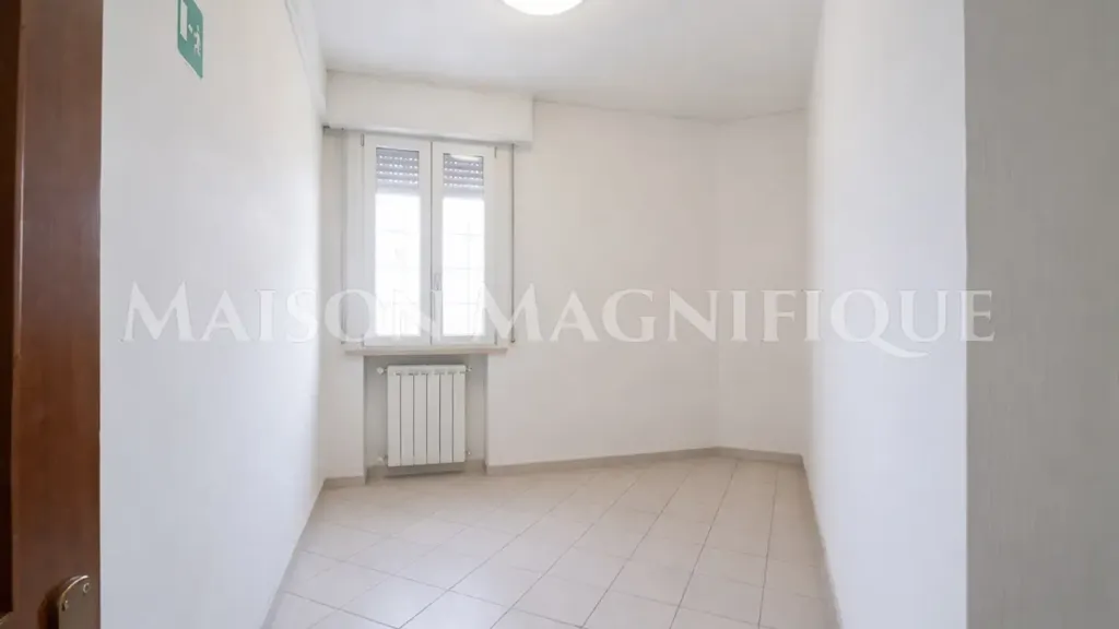 hallway_entrance