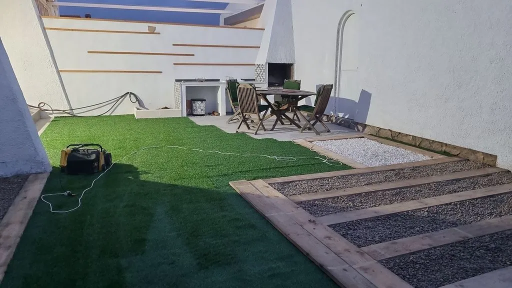 Jardin - Modernised House with Terrace in Casalot