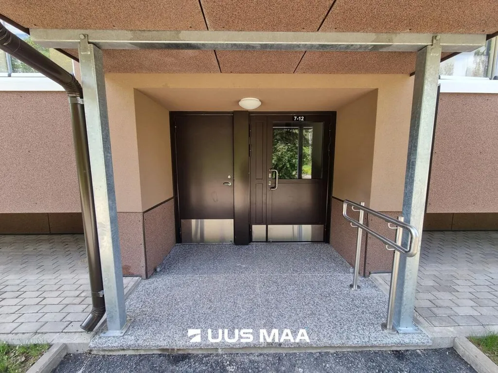 Entrée - Flat with Recent Renovation in Väike-Maarja