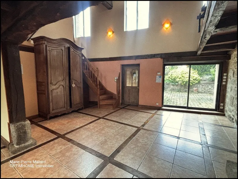 Elutuba - Family House with Garden in Bourganeuf