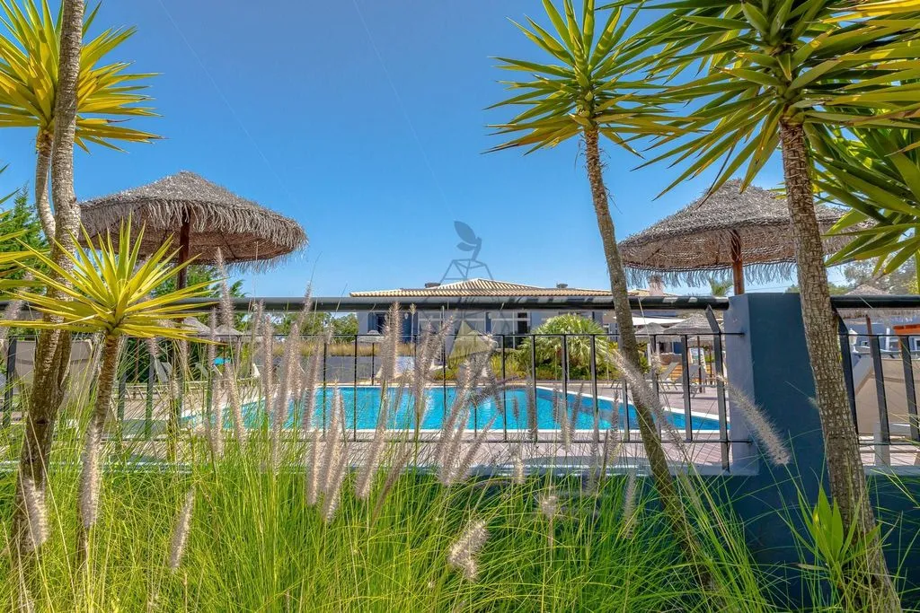 Bassein - Operational Resort Hotel with Villas in Praia Da Luz