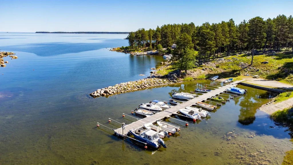 Vue aérienne - Unbuilt Plot with Sea View in Jonskär