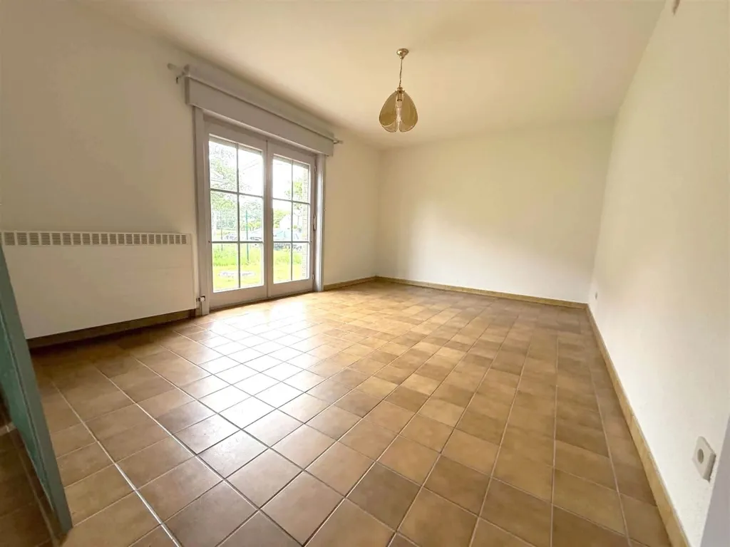 Elutuba - Spacious Detached Villa with Garden in Obigies