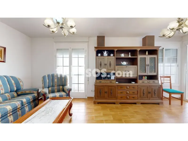 Séjour - Reformed Apartment with Balcony in North Zone