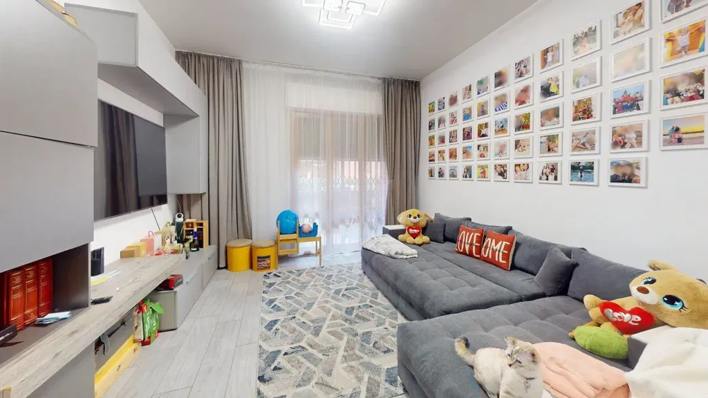 Séjour - Ground Floor Apartment with Balcony in Florence