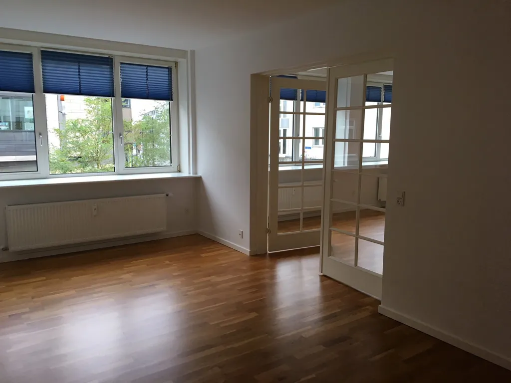Toad - 3-Bedroom Flat with Terrace in Herning