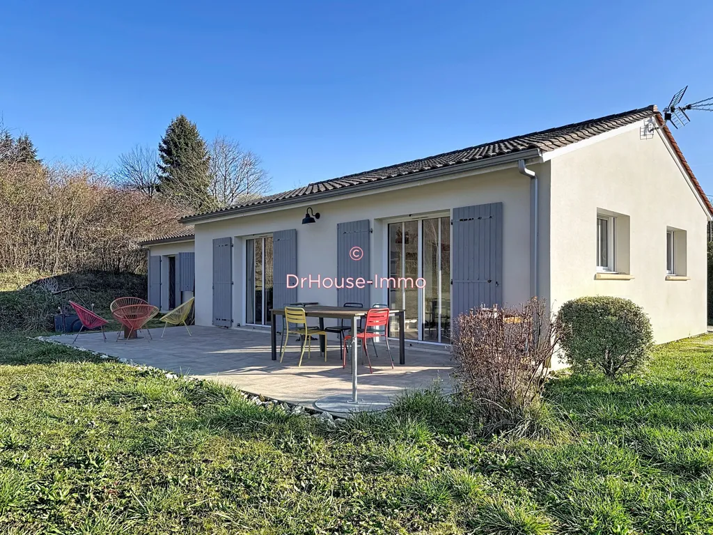 Jardin - Maison Moderne avec Terrasse à Chancelade