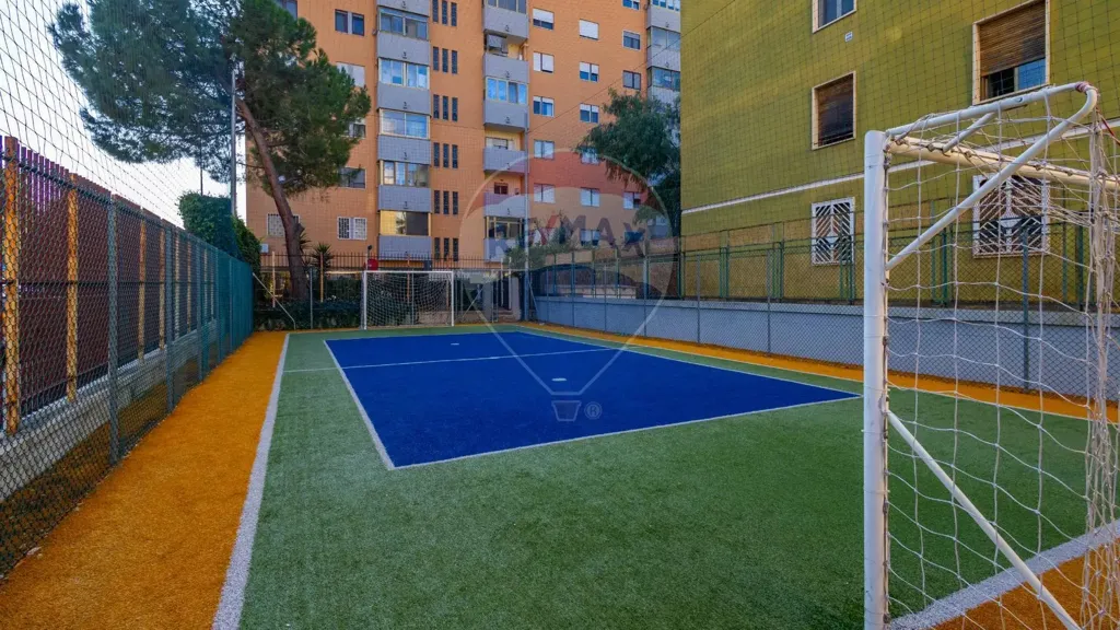 Aed - Quadrilocale with Balcony and Park View in Bari