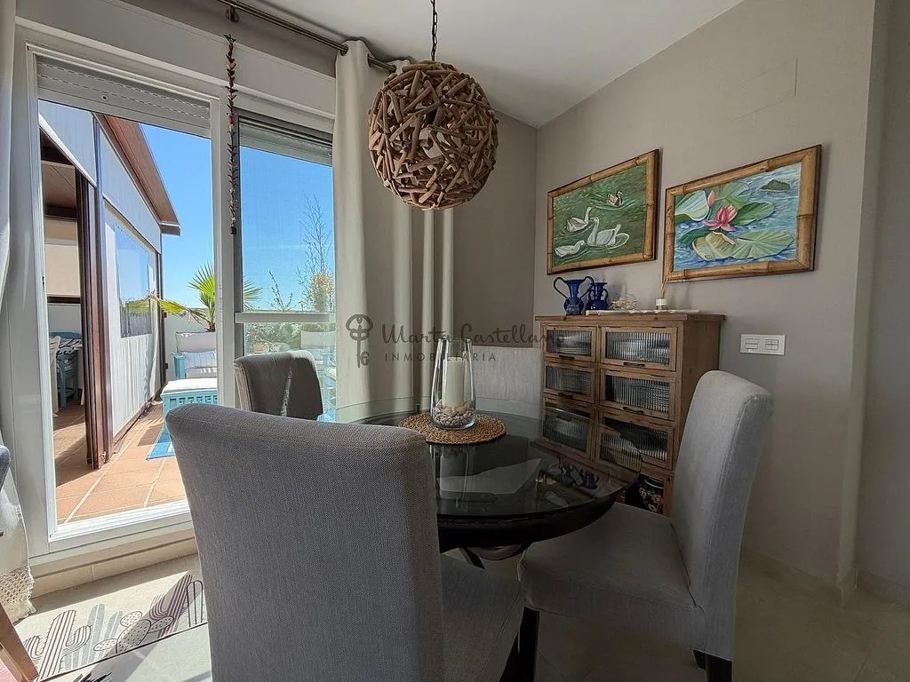Söögituba - Penthouse with Pool in Aguadulce