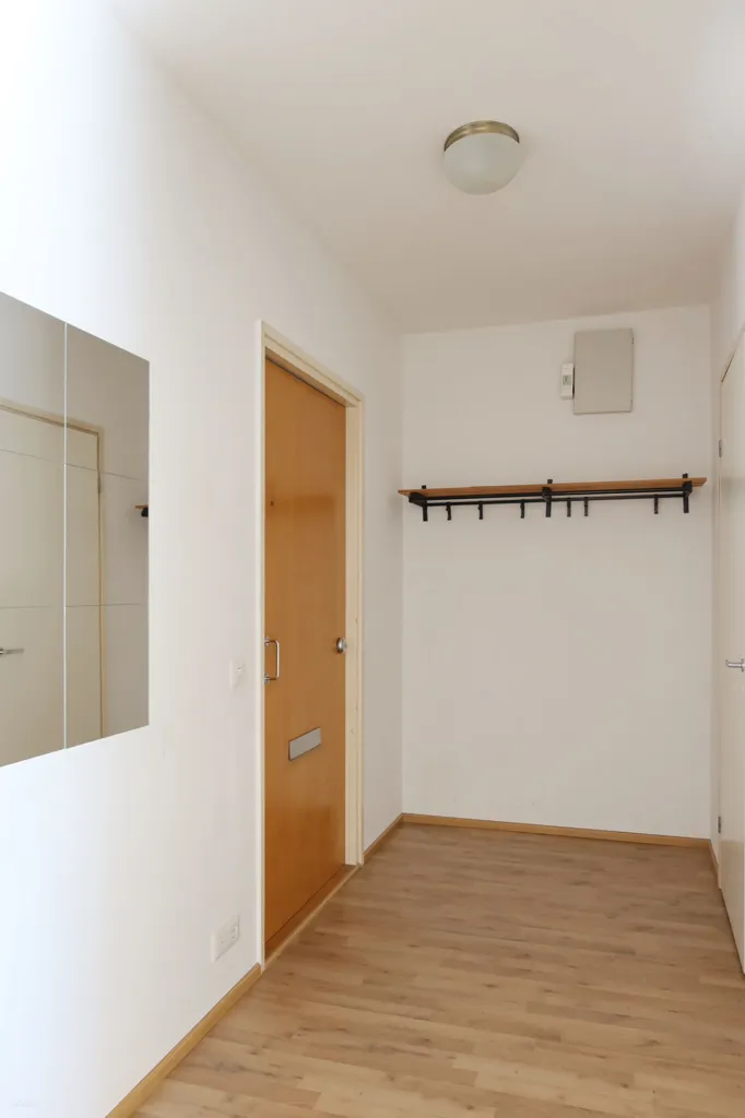 Pièces - Bright Studio Flat with Kitchen in Turku