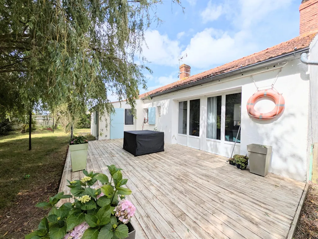Terrass - Charming Longère with Garden in Givrand