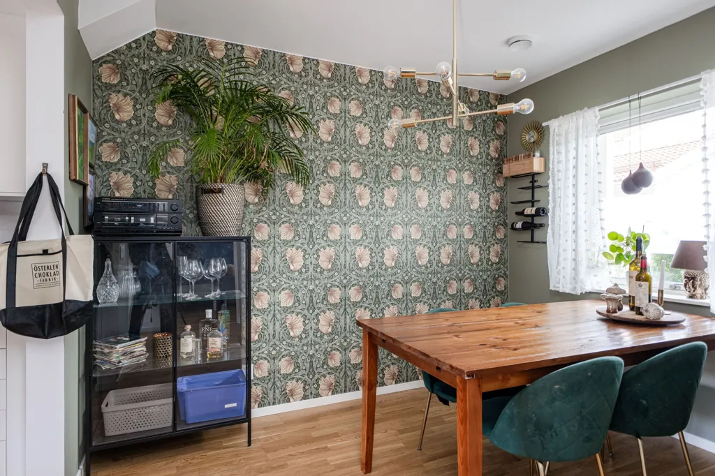 Salle à manger - Spacious 4-Bedroom with Sunny Terrace in Bredsand