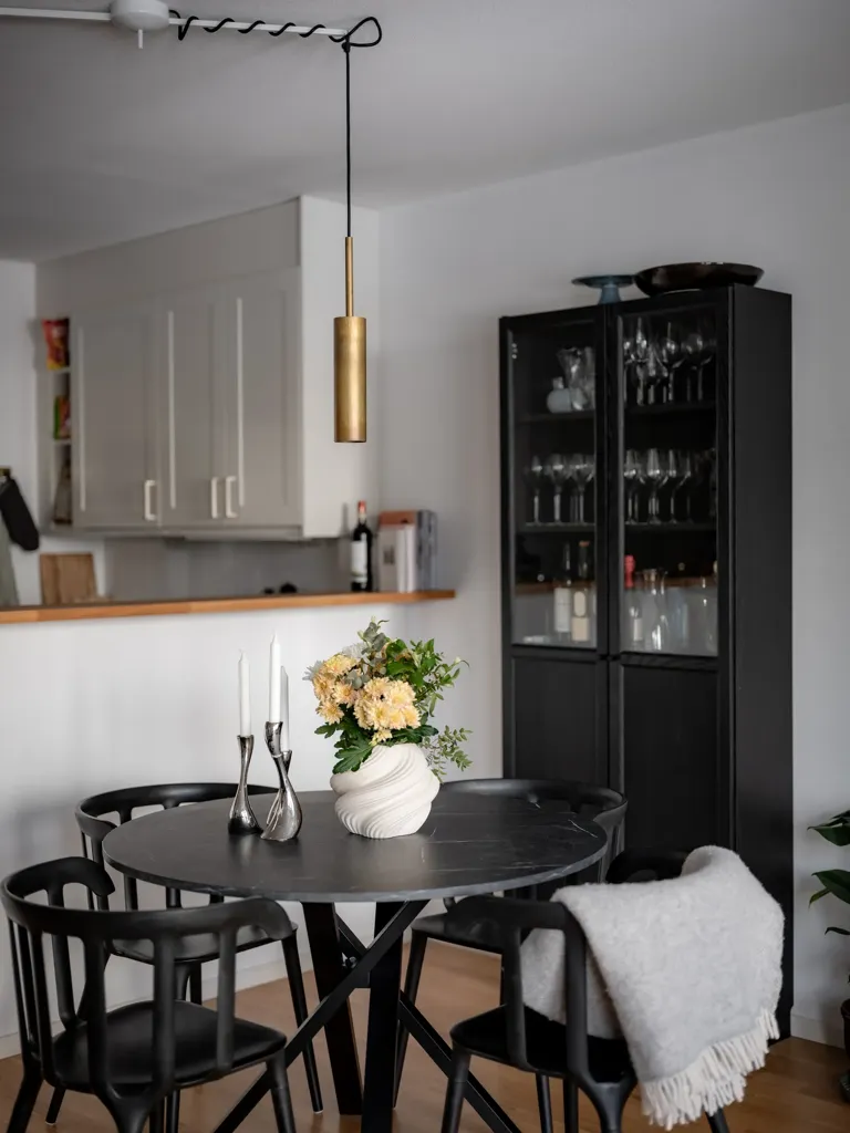 Söögituba - Apartment with Balcony in Täby