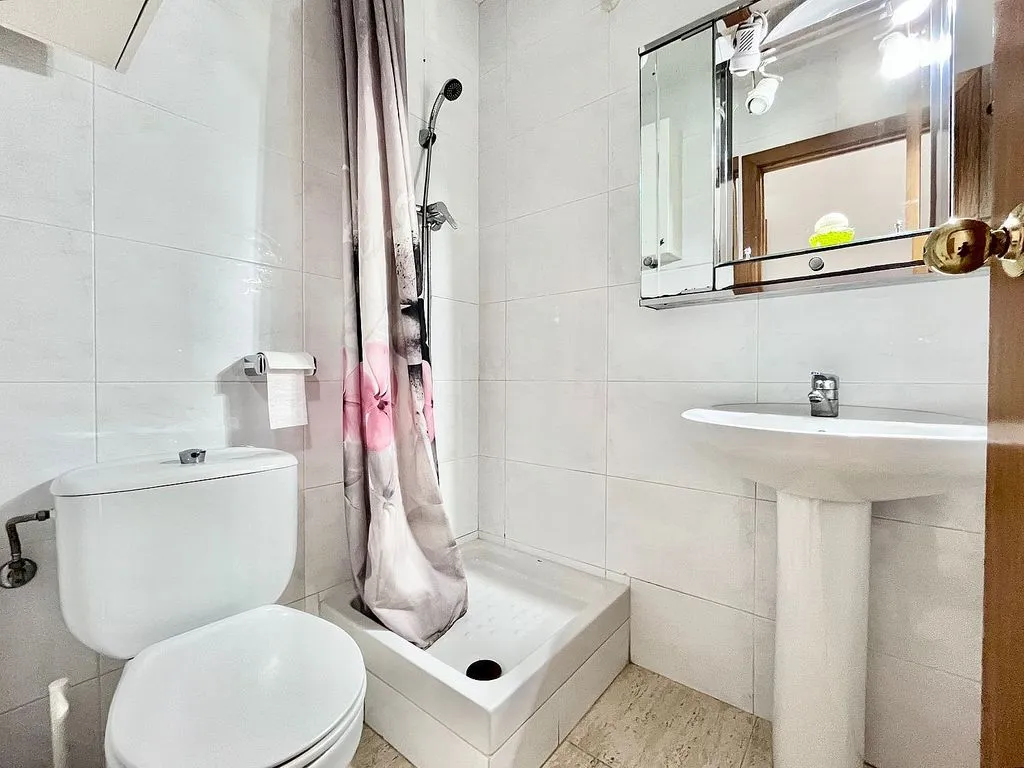 Vannitoad - Duplex with Buhardilla in Collblanc