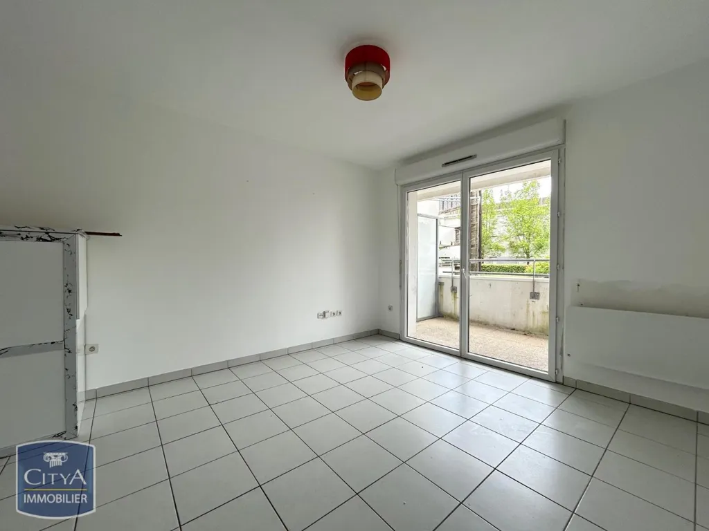 Pièces - Appartement 2 Pièces avec Balcon à Mérignac