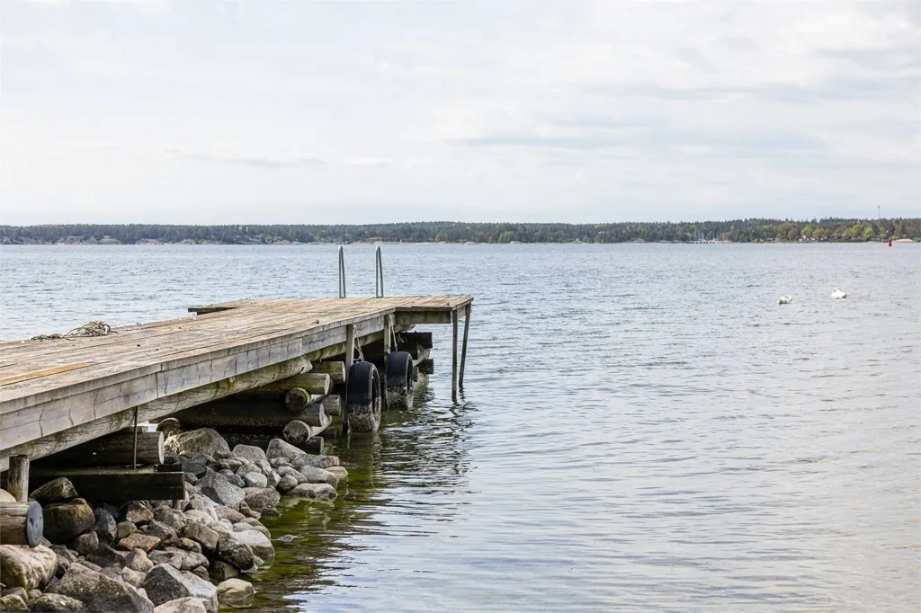 4-toaline maja asukohas Västerviks kommun