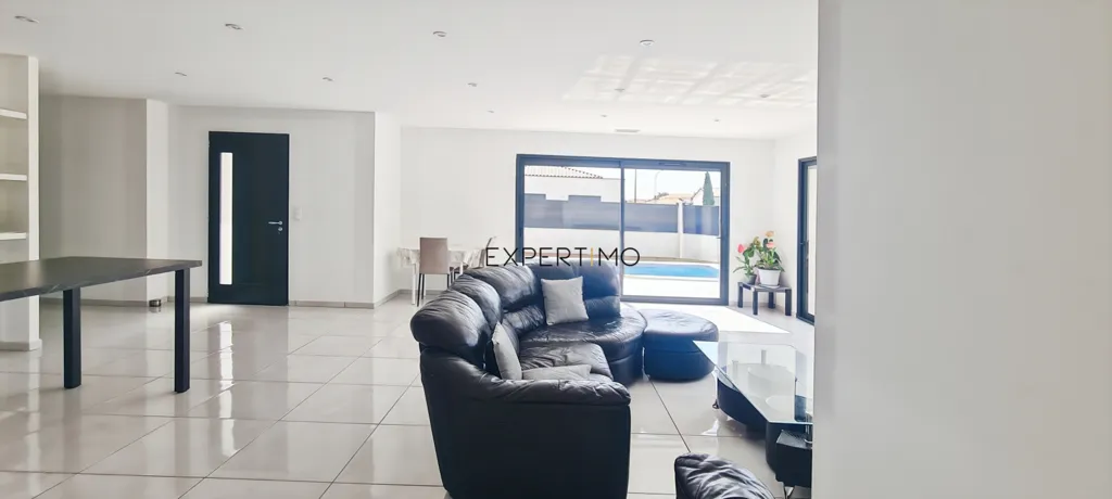 Elutuba - Single-Storey Villa with Pool in Narbonne