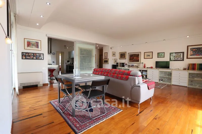 Séjour - Elegant Apartment with Balcony in Genoa Centre