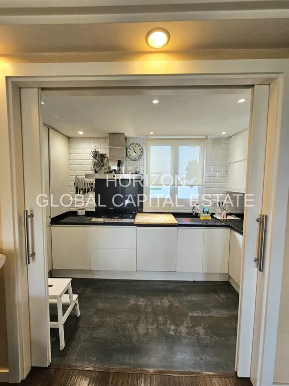 Cuisine - Luxury Apartment with Sea View in Sol de Mallorca