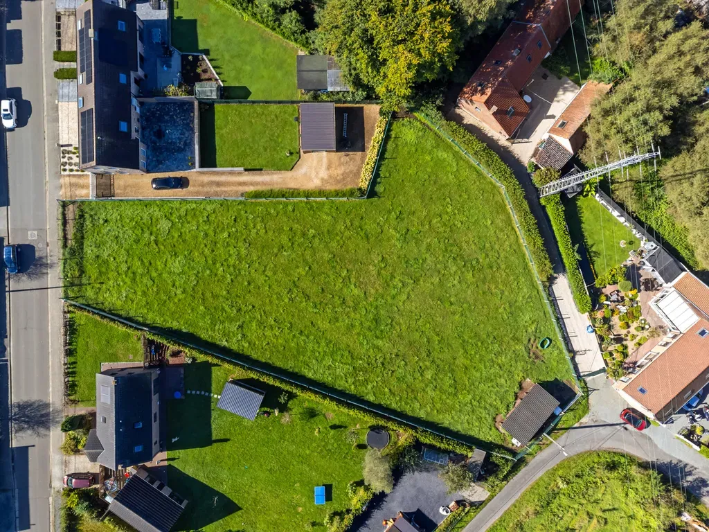 Õhuvaade - Building Plot with Stables in Deux-Acren