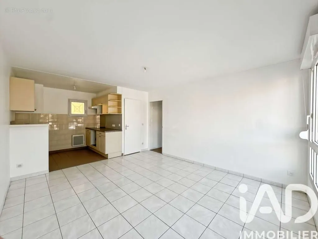 Cuisine - Appartement Refait à Neuf avec Box à Longjumeau