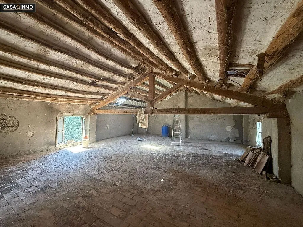 Pièces - Rustic Farmhouse with Garden in Barbastro