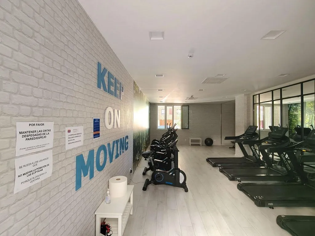 Pièces - Modern Apartment with Pool in Parquesol
