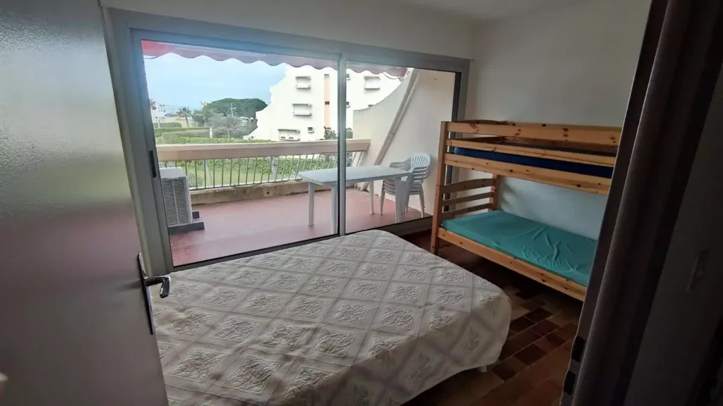 Chambres - Appartement Vue Mer avec Terrasse à Port Camargue