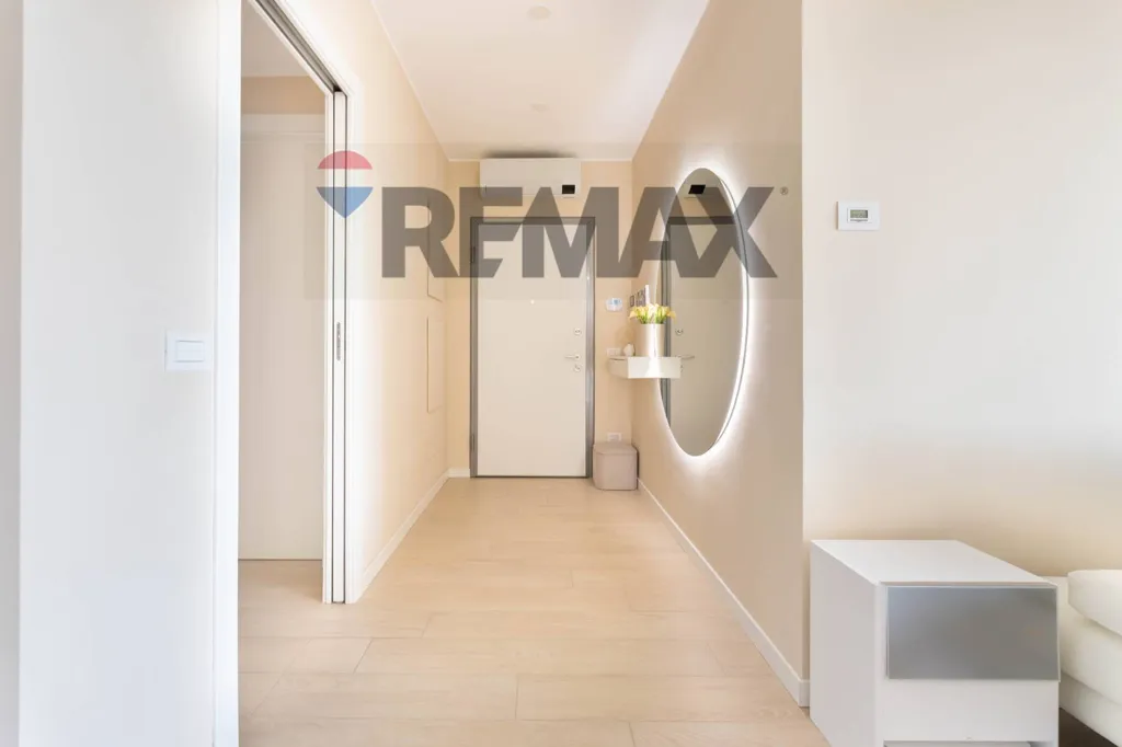 hallway_entrance