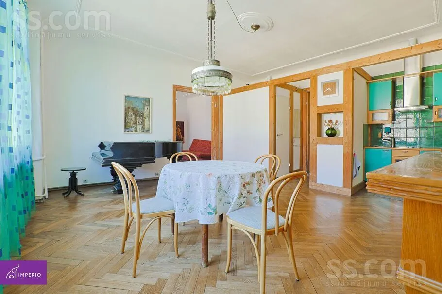 Salle à manger - Appartement 4 pièces à Rīga