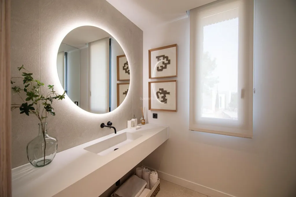 Bathrooms - Detached Villa with Golf Course Views in Santa Eulalia