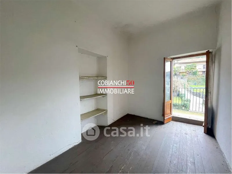 Stanze - Independent House for Renovation in Ghiffa