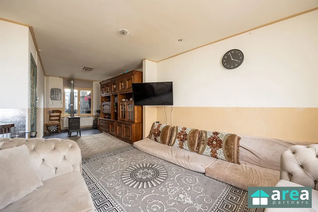 Elutuba - Renovatable House with Central Location in Antwerp