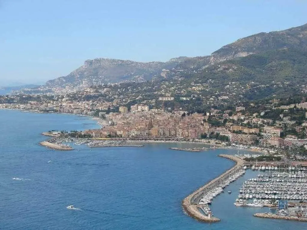 Stone Villa with Sea Views in Grimaldi Superiore