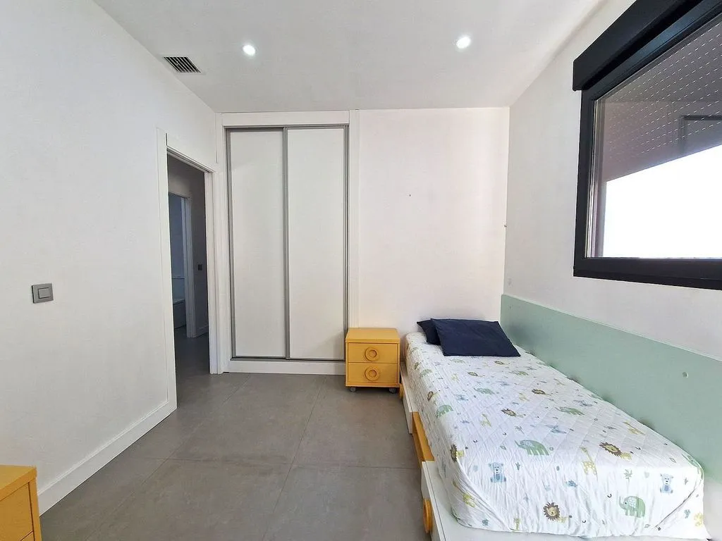 Magamistoad - Chalet with Pool in Toledo's Beato Area