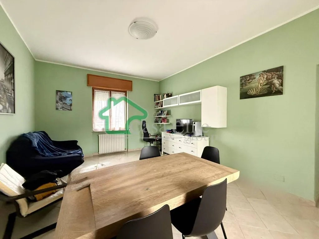 Salle à manger - Bifamiliar Villa with Private Garden in Secugnago