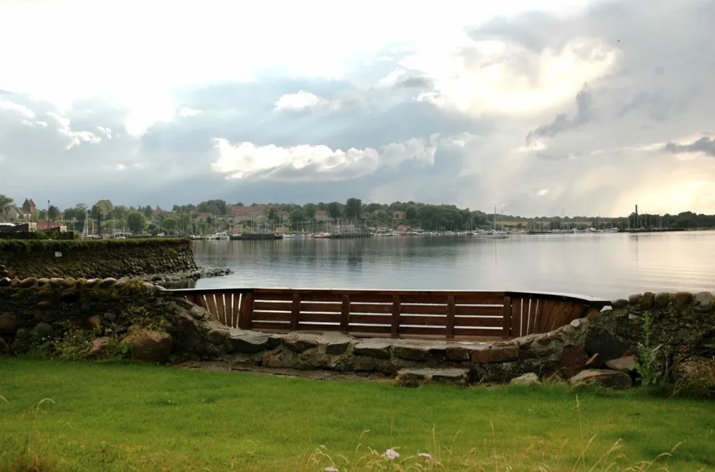Giardino - Villa with Waterfront Access in Roskilde