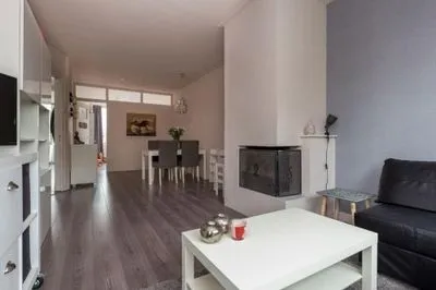 Elutuba - Apartment with Balcony in Almere